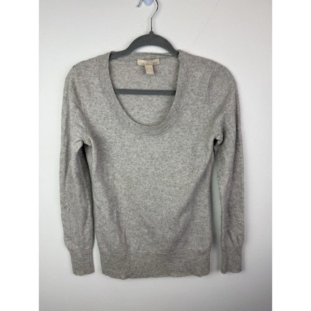 Women's Gray Scoop Neck Cashmere Blend Sweater